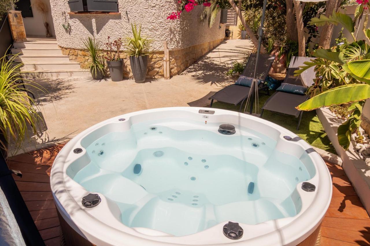 L'Oursinade - Jolie Maison Avec Jacuzzi Et Jardin バンドール エクステリア 写真